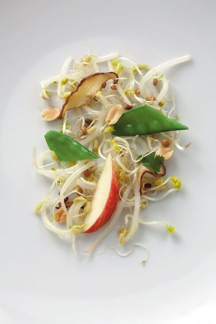 Sprossensalat mit Birne
