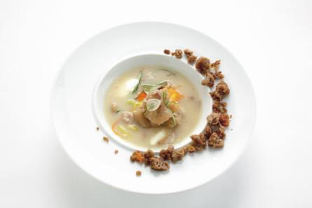 Saure Suppe und Heidensterz